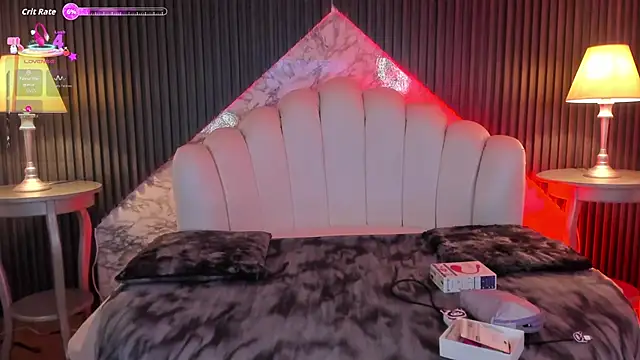 Snapshot of MeganDraco_ chatting on 09/24/25, 12:30 MeganDraco  online show from 09/24/25, 12:30