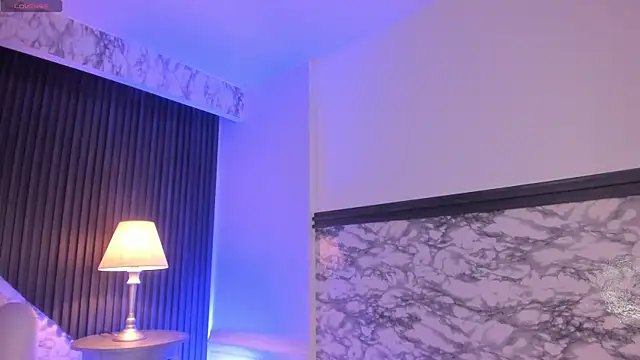 Snapshot of MeganDraco_ chatting on 09/30/25, 12:21 MeganDraco  online show from 09/30/25, 12:21