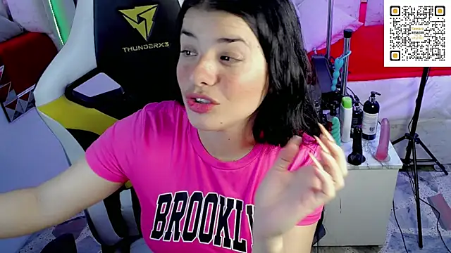 Snapshot of Tamaraa_wet chatting on 01/04/25, 05:48 Tamaraa wet online show from 01/04/25, 05:48