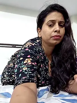 Rasmalai786 online show from 02/19/26, 07:43