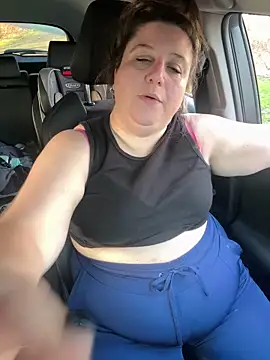 Snapshot of Vanilla-Cakebaum chatting on 04/13/26, 10:37 Vanilla-Cakebaum online show from 04/13/26, 10:37