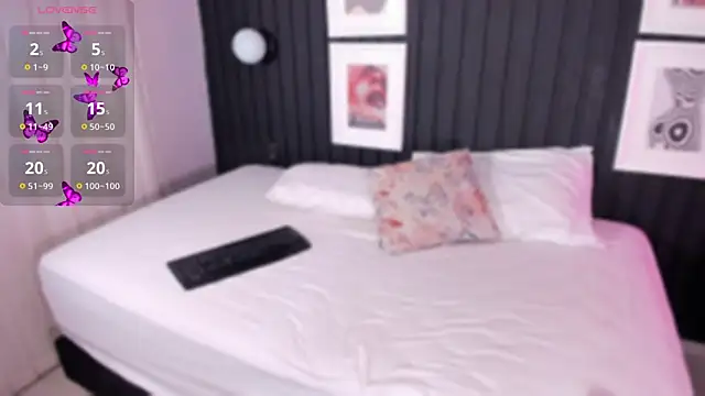 Paiige peach online show from 12/05/25, 07:43