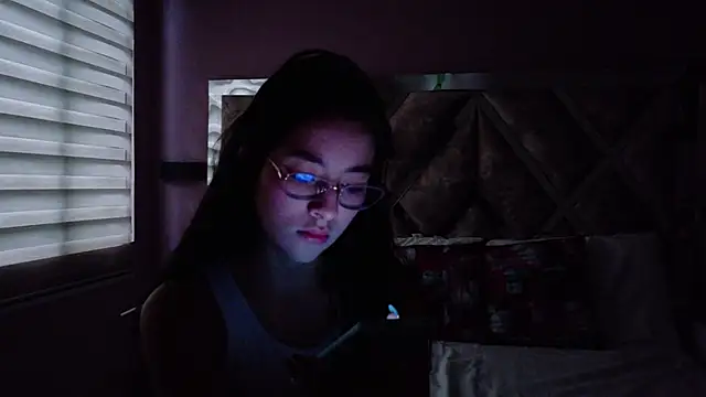 Snapshot of Susa1userma_ chatting on 06/27/26, 12:22 Susa1userma online show from 06/27/26, 12:22