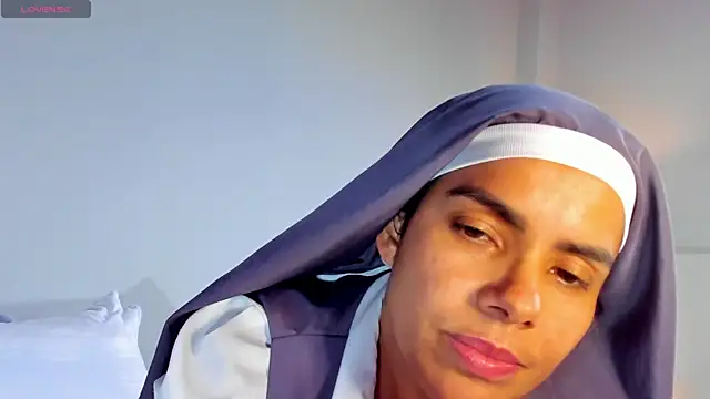 ClaraMariaMon online show from 02/22/25, 06:30