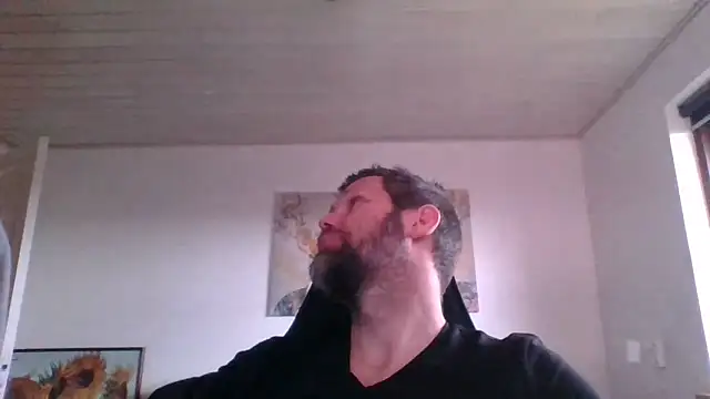 Snapshot of Gotta1 chatting on 03/11/26, 02:34 Gotta1 online show from 03/11/26, 02:34