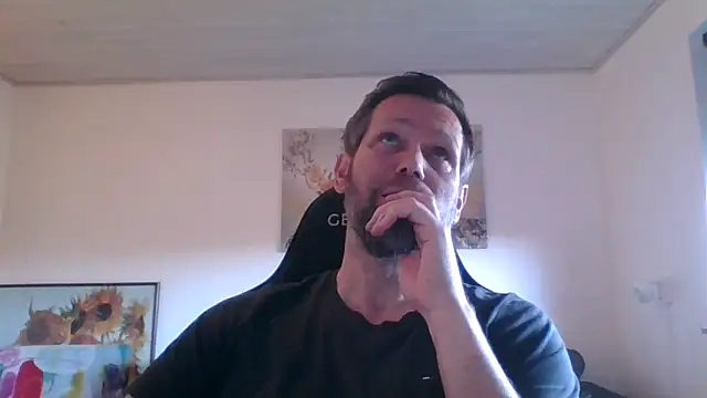 Snapshot of Gotta1 chatting on 04/09/26, 02:55 Gotta1 online show from 04/09/26, 02:55
