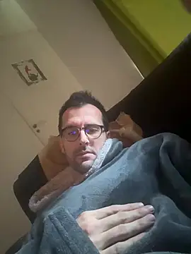 Snapshot of byakkotorra chatting on 03/02/25, 10:35 byakkotorra online show from 03/02/25, 10:35