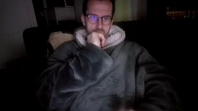 Snapshot of byakkotorra chatting on 03/04/25, 08:38 byakkotorra online show from 03/04/25, 08:38