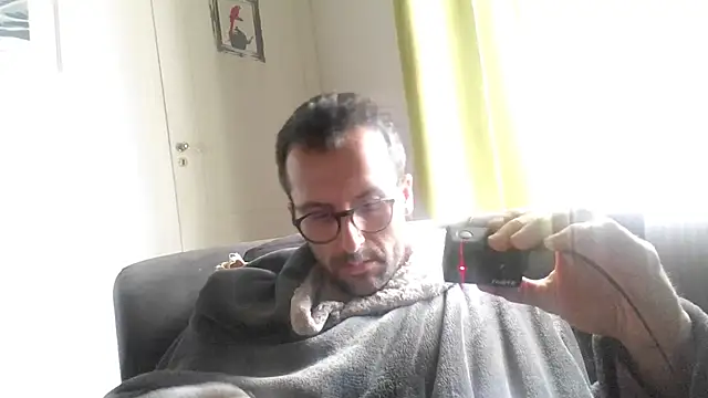 Snapshot of byakkotorra chatting on 03/08/25, 03:45 byakkotorra online show from 03/08/25, 03:45