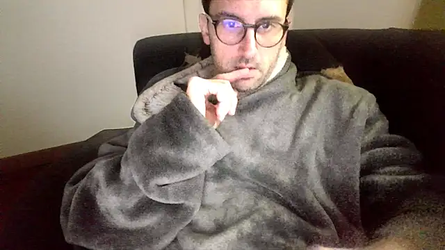 Snapshot of byakkotorra chatting on 03/09/25, 10:19 byakkotorra online show from 03/09/25, 10:19