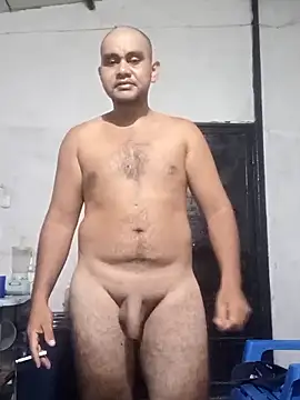 travieso2893 online show from 05/17/26, 07:06