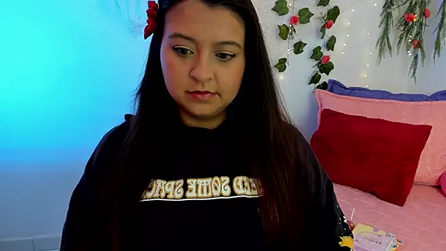 Snapshot of Sweet_Chloe06 chatting on 12/11/24, 07:36 Sweet Chloe06 online show from 12/11/24, 07:36