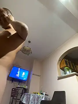 Snapshot of Nikolaiyy chatting on 09/10/25, 09:26 Nikolaiyy online show from 09/10/25, 09:26