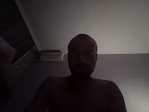 Nikolaiyy online show from 07/02/26, 11:33