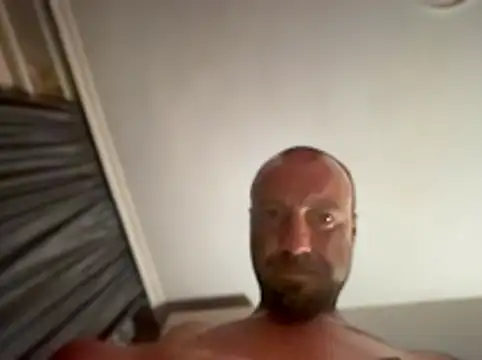 Nikolaiyy online show from 07/06/26, 12:18