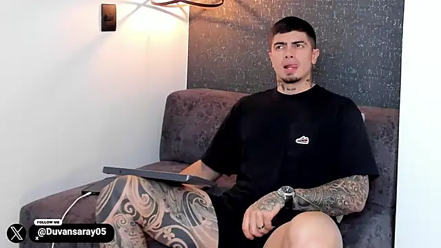 Snapshot of _mrcock chatting on 10/02/25, 11:34 mrcock online show from 10/02/25, 11:34