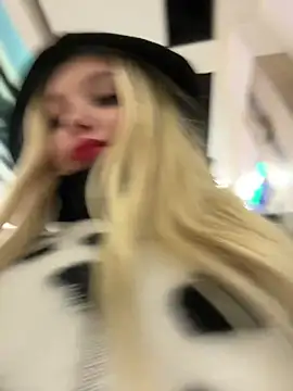 Milkyy wway online show from 02/09/25, 10:31