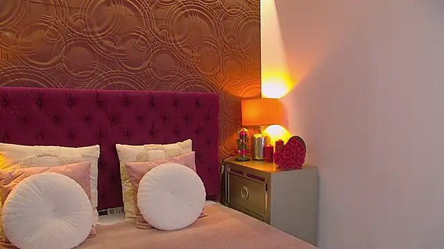 IrisMonn online show from 05/04/26, 04:19