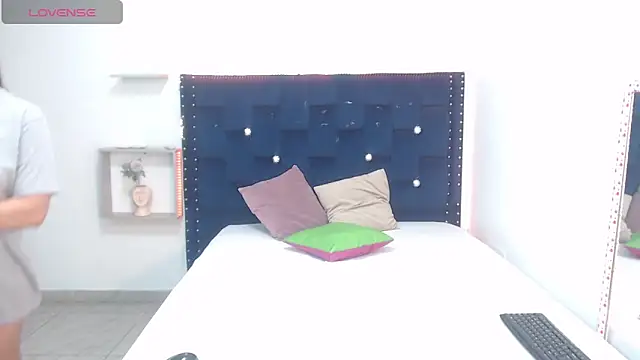 ARTEMIZA LOVE  online show from 01/28/25, 12:22