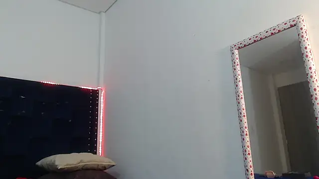 ARTEMIZA LOVE  online show from 02/12/25, 03:27