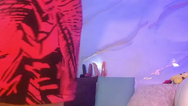 ARTEMIZA LOVE  online show from 09/11/25, 12:27