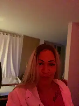 Jaylaloveofficial online show from 10/04/25, 02:42