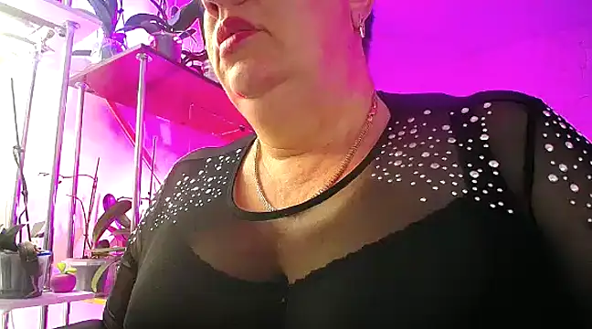 Snapshot of _Sweet_Woman chatting on 01/11/25, 11:23  Sweet Woman online show from 01/11/25, 11:23