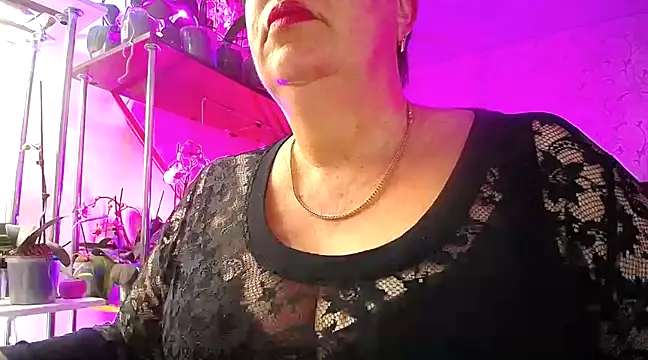 Snapshot of _Sweet_Woman chatting on 02/22/25, 03:25  Sweet Woman online show from 02/22/25, 03:25