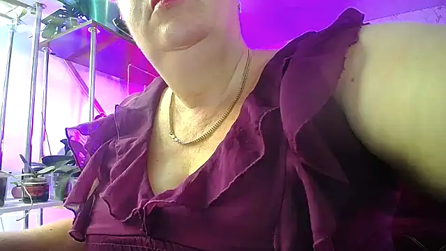 Snapshot of _Sweet_Woman chatting on 09/11/25, 04:01  Sweet Woman online show from 09/11/25, 04:01