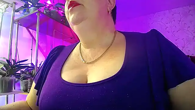  Sweet Woman online show from 11/24/25, 11:21