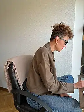 Snapshot of lavaldez chatting on 04/09/26, 11:04 lavaldez online show from 04/09/26, 11:04