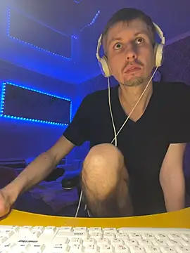 Aki-Laky online show from 12/03/25, 07:12