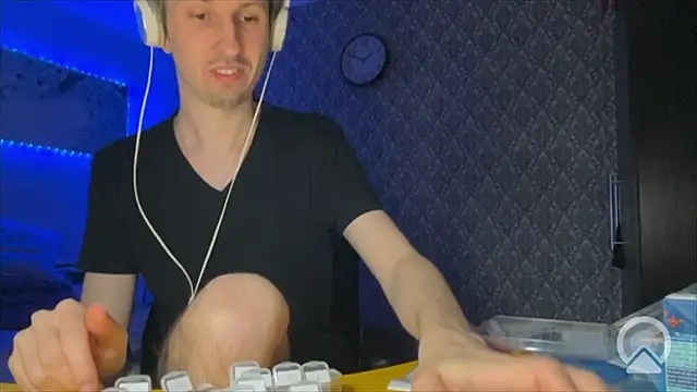 Aki-Laky online show from 02/24/26, 08:51