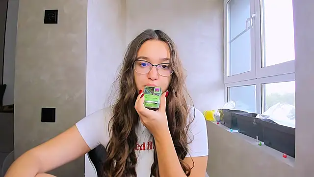 fancy bunny online show from 09/22/25, 06:26