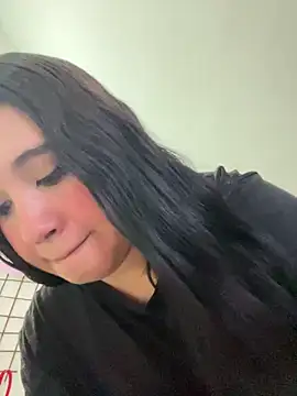 melyescobar online show from 02/21/25, 12:06