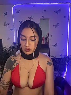 Lia-mitch online show from 07/17/26, 06:57