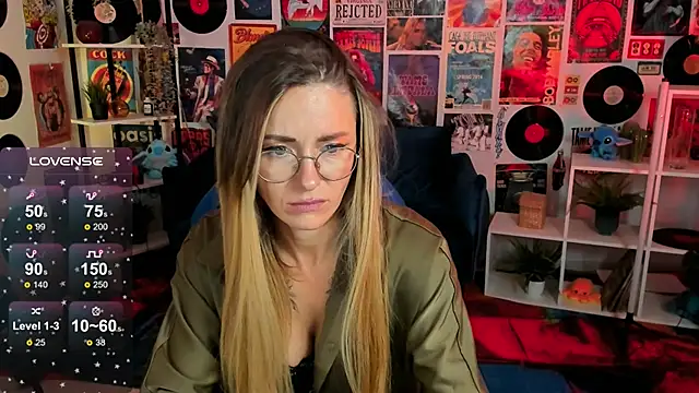 LadyIzabel online show from 02/19/25, 10:45