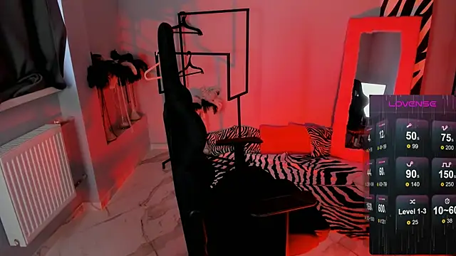 LadyIzabel online show from 11/04/25, 08:46