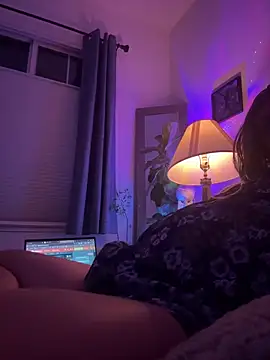 Snapshot of NinasNylonz chatting on 10/03/25, 10:01 NinasNylonz online show from 10/03/25, 10:01