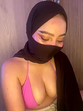 amaal  online show from 11/16/25, 06:02