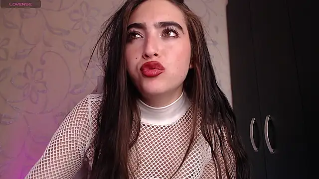 Arii vega  online show from 01/21/25, 09:36