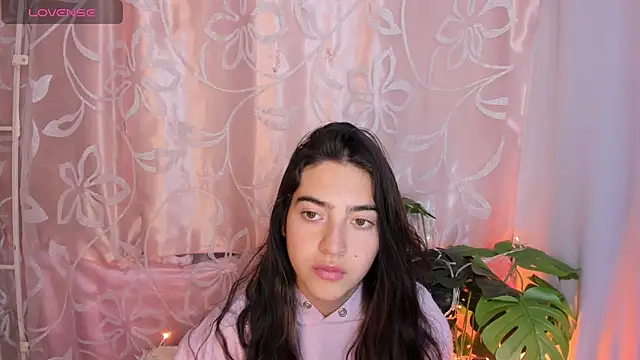 Arii vega  online show from 05/03/26, 05:30