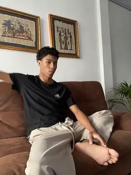 Snapshot of Masterikee chatting on 11/30/25, 12:31 Masterikee online show from 11/30/25, 12:31