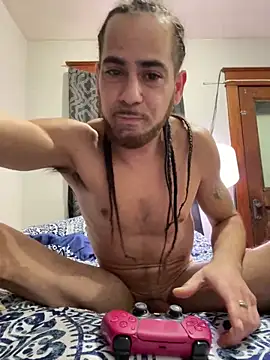 Snapshot of freakyPR chatting on 01/09/25, 01:18 freakyPR online show from 01/09/25, 01:18