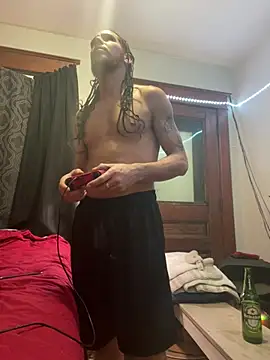 Snapshot of freakyPR chatting on 02/07/25, 12:42 freakyPR online show from 02/07/25, 12:42