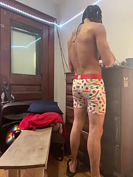 Snapshot of freakyPR chatting on 02/10/25, 07:49 freakyPR online show from 02/10/25, 07:49