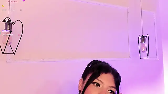 Snapshot of sherylgrey chatting on 02/12/25, 01:52 sherylgrey online show from 02/12/25, 01:52