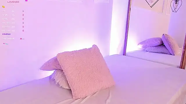 Snapshot of sherylgrey chatting on 02/21/25, 09:22 sherylgrey online show from 02/21/25, 09:22