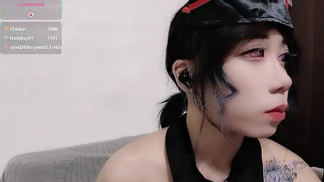 Snapshot of Fine-sand chatting on 03/13/26, 03:40 Fine-sand online show from 03/13/26, 03:40