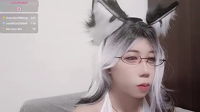 Snapshot of Fine-sand chatting on 03/26/26, 04:01 Fine-sand online show from 03/26/26, 04:01